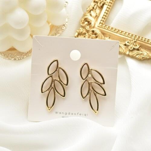 Hollowed Out Leaves Earrings No Hole Ear Clips Leaf Clip Earring Without Piercing Minimalist Earrings Jewelry E5983