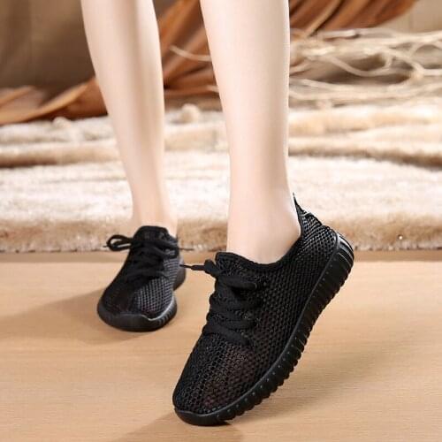 Classics Summer 2021 Running Shoes Mesh Breathable Fly Weave Shoes Vulcanized Shoes Tenis Feminino All-match Sneakers Zapatillas