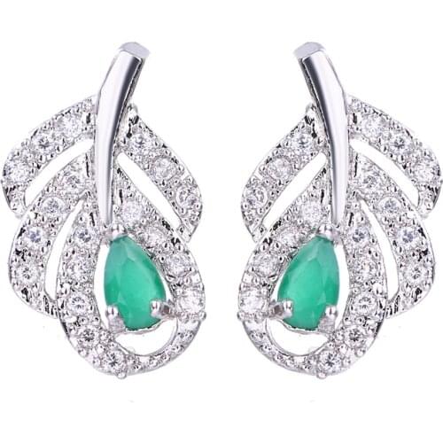 Bettyue Fashion Luxury Hot Sale Wholesale Cubic Zircon White Gold Color Jewelry Stud Earrings For Woman Wedding Party Gifts