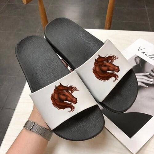 2021 Women Shoes Fashion Beach Sandals Horse Print Summer Indoor Home Slippers Thick Bottom Non-slip Filp Flops Female Sandalias