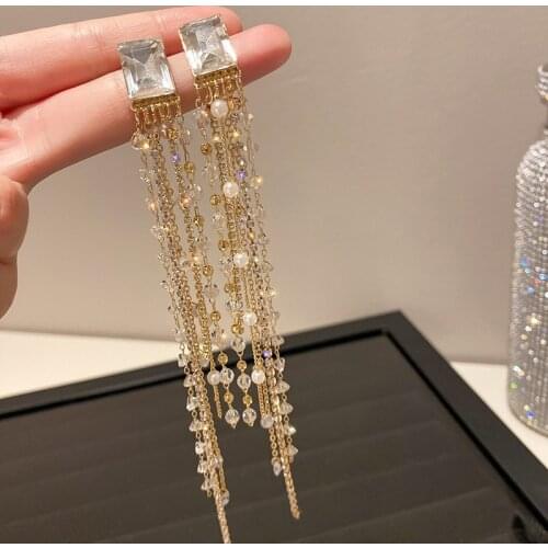 2021 New Fashion Long Tassels Sweet Pearl Dangle Earrings Elegant Temperament Shiny Crystal Geometric Senior Women Earrings