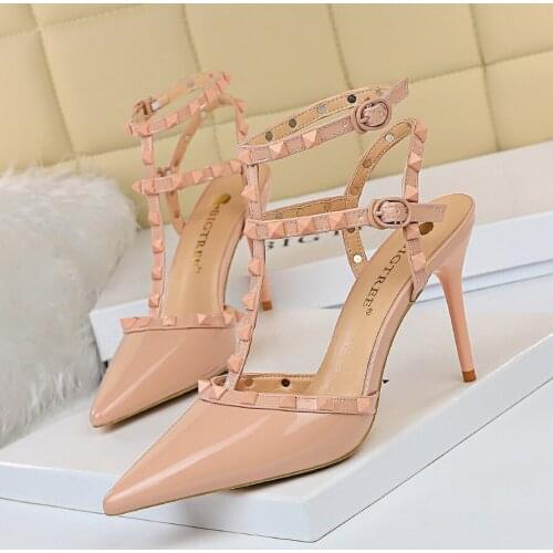 Fashion sexy Womens Shoes Stiletto Heels Shoes Ladies Shallow Mouth Pointed Shoes On Heels Rivet Cutout Two-Strap Zapatos Mujer
