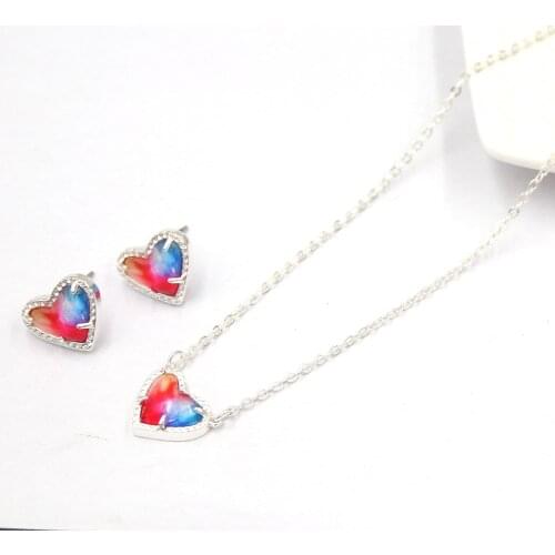 Rainbow Heart Shaped Resin Chorker Necklaces Pendants for Women