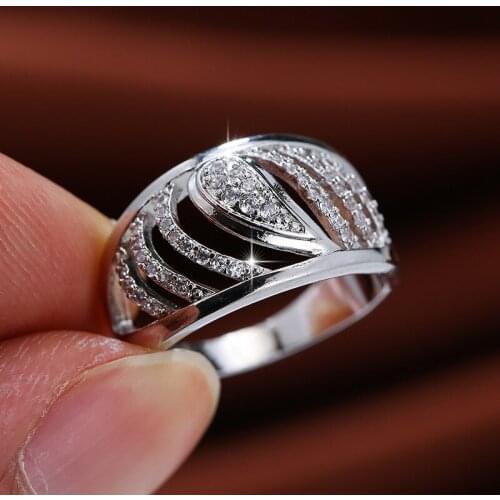 With Micro-inlaid White Small Zircon Hollow Ring Women Ring Geometric Shape Silver Plated Rings Fashion Charm Engagement Jewelry