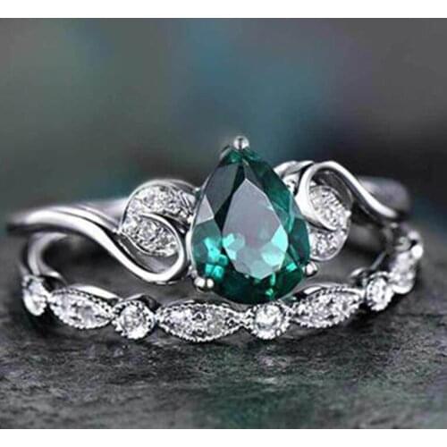 Milangirl 2 Piece Set / Ladies Luxury Green Crystal Ring Ladies Charm Zircon Engagement Ring Jewelry