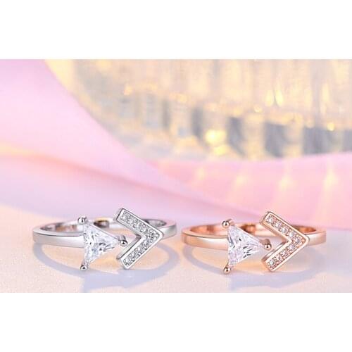 Womens Fashion Triangle Arrow Open Rings Cubic Zirconia Geometric Simple Wedding Rings Female Trendy Ring Jewelry Accessories