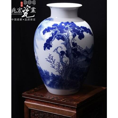 The high-end custom inscription Jingdezhen ceramic bottle decorated living room Home Furnishing hand-painted blue and white deco
