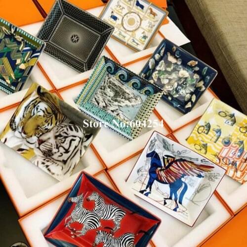 Handmade Art Grid Pattern Ceramic Cigar Ashtray Nice Luxury Smoke Ash Tray Holder Cigars Home Table Gifts With Bag