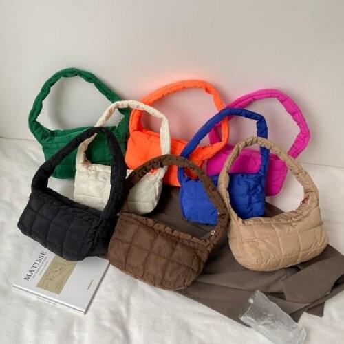 Confident Queen Women's Cosmetic Bags
