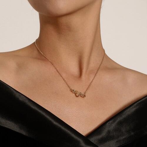 Fashion Hollow Love Knot Necklace Pendant Women Personality Simple Peach Heart Clavicle Choker Necklace Jewelry