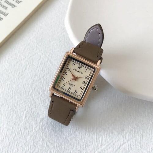 Brand Women Watches Fashion Square Ladies Quartz Watch Vintage Dial Simple Gold Pointer Luxury Women Watches Girl Gift