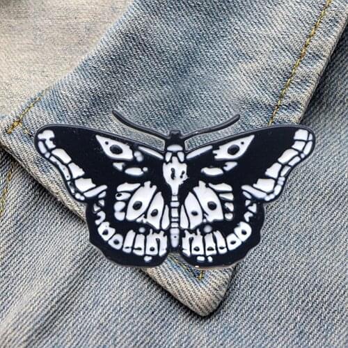 LT748 Butterfly Enamel Pins Custom Brooches Lapel Badge Jewelry For Backpack Decoration Friends Kids Gift Accessories