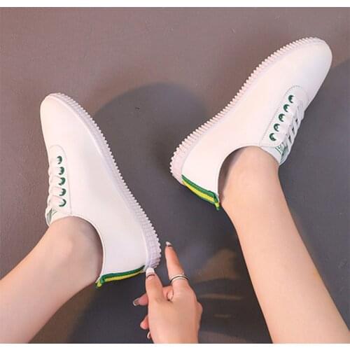 Women Sneakers 2020 New Fashion Vulcanized Shoes Lace Up Round Toe Casual Women Shoes White tennis Footwear Size 35-40 8458G