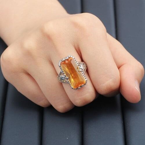 Fashion Large Square Yellow Crystal Ring Hollow Carved Design Ring Band for Bridal Dazzling Wedding Engagement Rings