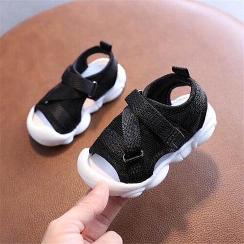New baby Mesh hollow sandals Child toddler shoes Boys and girls summer soft-soled Breathable comfortable sandals flat sandals