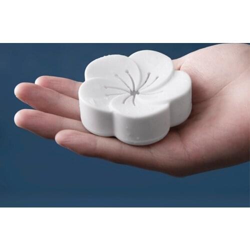 1PCS Flower Aromatherapy Box Wardrobe Deodorant Box Home Bedroom Bathroom Toilet Deodorant Aromatherapy Storage Box 6.5*2.2CM