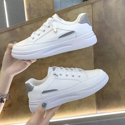 Womens White Shoes Womens Thick-Soled 2021 Spring/Summer New Skateboard Shoes Casual Thick Bottom Breathable Sneakers