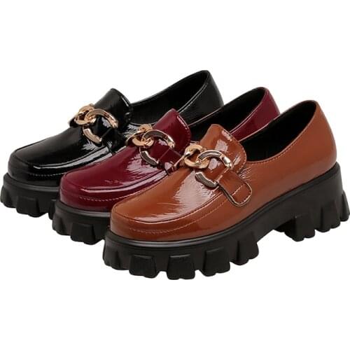 EGTPINAOP Autumn Womens Shoes Platform Loafers Casual Slip-On Big Round Toe High Heels Patent Leather Material Outdoor Shoes