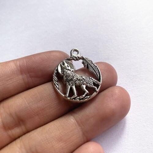 30pcs Wolf Feathe Charms Tibetan Silver Color Pendant Aesthetics Accessories Handmade Necklace Findings Jewelry Making Supplies