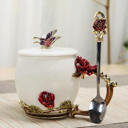 Beautiful Carved Flower Exquisite Ceramic Mug Butterfly Lid Coffee Cup Creative Gift