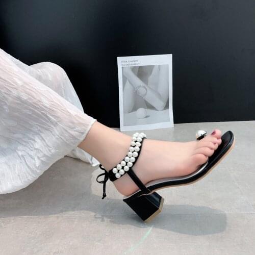 2020 summer pearl clip toe high-heeled lace sandals fairy vacation gentle wild thick heel womens shoes Z720