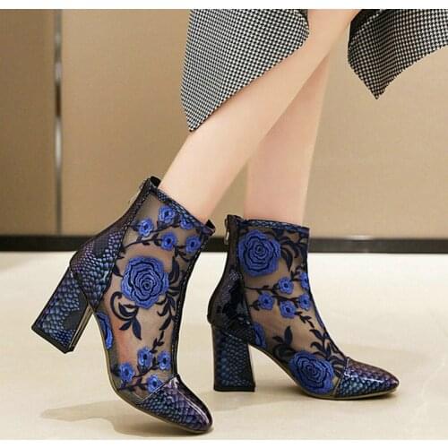 2020 Autumn Snake PU Leather Women Ankle Boots Fashion Mesh Embroider Ladies Boots Thick Heel Zipper Women Shoes Big Size 34-43