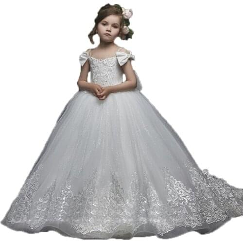 Elegant Girls First Communion Dresses Kids Ball Gown Applique Lace Tulle Flower Girl Dresses with Train White Ivory