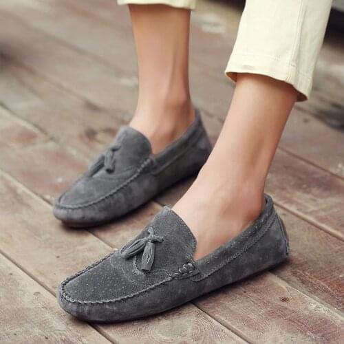 New Summer Suede Leather Men Loafers Breathable Flats Outdoor Mens Shoes Casual Footwear Male Tassel Lightweight Fashion Shoes
