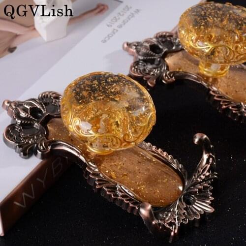 QGVLish 2Pcs/pair Resin Curtain Hooks Cloth Hat Tassel Tower Brush Hanger Holder Curtain Accessories Wall Hook Holdback