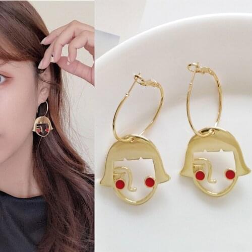 Funny Cute Hollow Metal Girl Face Portrait Pendant Drop Earrings for Women Girls Teens Korean Fashion Earrings 2021 Trend New