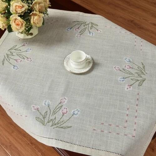 [Camellia Casa] Fresh Cross-stich Tulip Tablecloth/Placemat,Linen Look & Washable,Natural Color 36"Square Home Airbnb Hotel