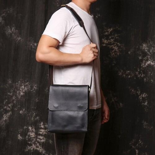 Casual Messenger Bags Fashion Crossbody Bag IPad Bag Genuine Leather Men Vintage Handbags Small Flap Mens Shoulder Bag For Man