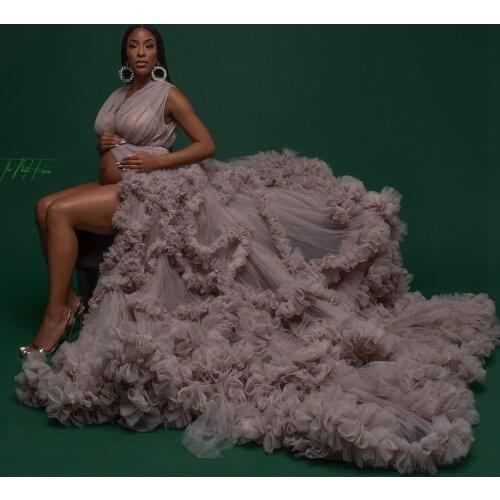 Gorgeous V-neck Tiered Ruffles Tulle Maternity Gowns Open Front Long Robes To Photo Shoot Lush Pregnant Wimen Dresses