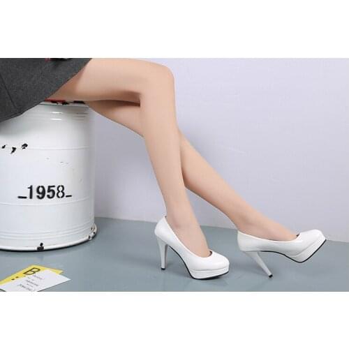 LION SCREAM Fashion Footwear