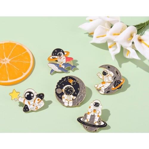 Universe Scenery Enamel Pins Planet Rocket Astronaut Star Moon Galaxy Metal Brooches Badges Gift for Space Lover