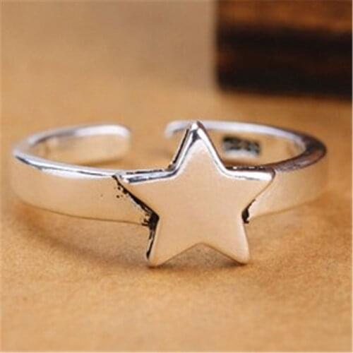 Miuoxion Simple Retro Stars Ring Fashion Personality Punk Party Jewelry For Women Feature Namour Charm Gift All Seasons
