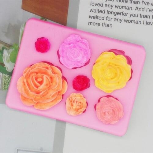 7-hole small flower aromatherapy plaster decoration wax brand chocolate cake decorative mold roll mold Silicon gel mold P985