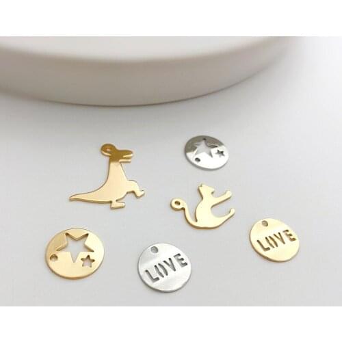 50pcs/lot cartoon cats/dinosaur irregular letter rounds shape copper floating locket charms diy jewelry earring accessory