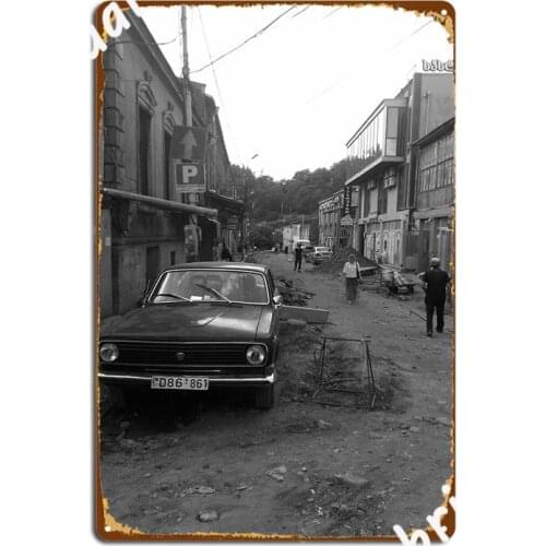 Classic Cars Volga Russia Poster Metal Plaque Poster Club Bar Cinema Kitchen Funny Tin Sign Poster