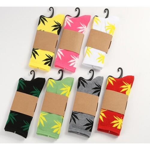 NEW Four Seasons Couples Leisure Weed Hemp Leaf Fashion Funny Socks Cotton Socks Germanys Harajuku Hip Hop Maple Socks