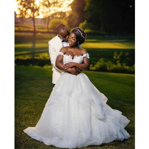 Luxury Lace Ball Gown Wedding Dresses Sexy Lace Up Back Sequin Tran Bride Dress African Wedding Gowns Vestido De Noiva