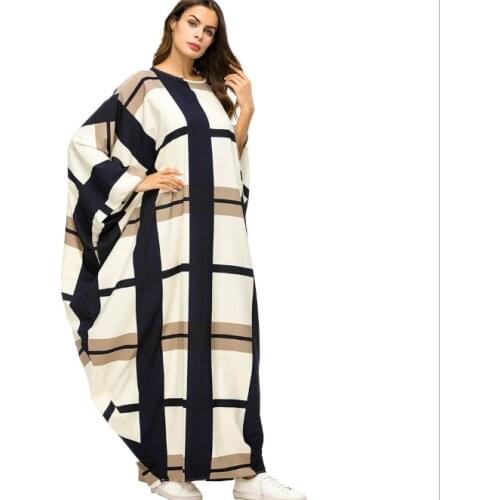 2021 New Islamic Middle East Contrast Patchwork Bat Sleeve Loose Dress Womens Muslim Floor Length Skirt