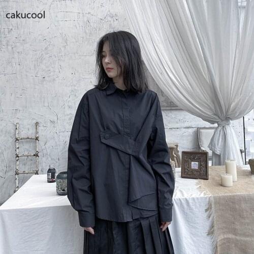 Cakucool Japanese designers V collar black jacket inclined button shirt men and women design sense small spring coat long sleeve