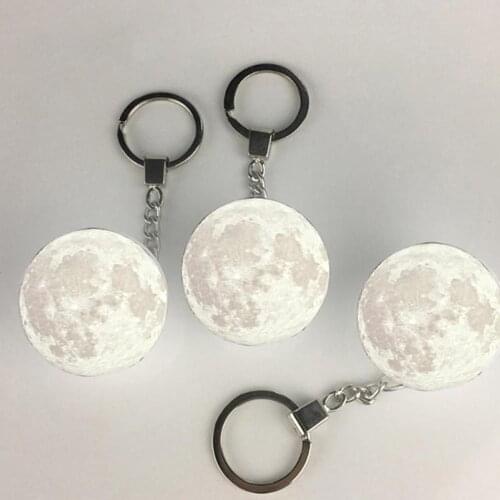 Portable 3D Print Moon Lamp Mini Keychain Keychain Decoration Night Lamp Battery powered LED Night Lights For Childrens Gifts