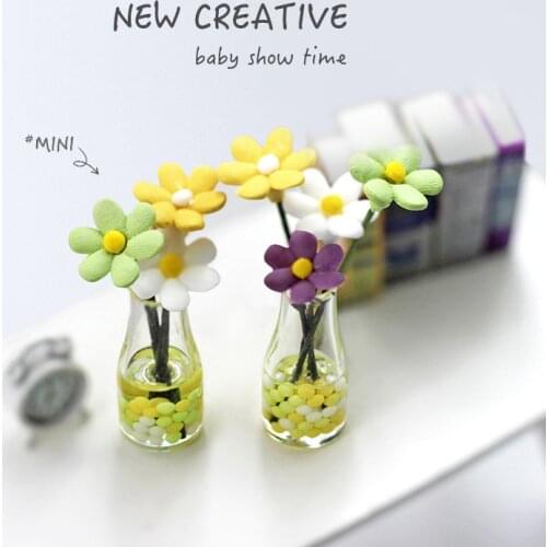 Miniature scene model doll house accessories simple floral ornaments mini daisy flower arrangement vase