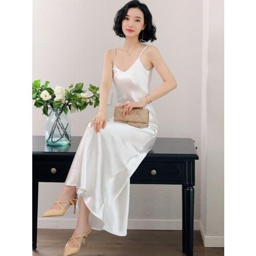 Sexy Satin V Neck Maxi Dress Women Spaghetti Strap Sleeveless Temperament Long Dresses 20121 summer Lady Vestido white dress