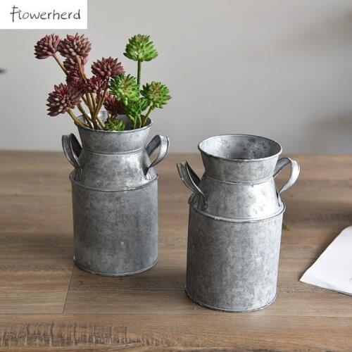 Tin Vase Tin Bucket Flower Arrangement Bucket European Style Iron Dried Flower Bucket Retro Old Flower Arrangement Flower Basket