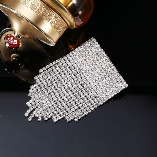 New Fashion Long Tassel Brooches for Women Lady Chain Luxury Rhinestone Brooch Elegant Wedding Party Pin Jewelry Accessories