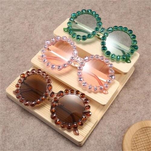 Oversize Vintage Luxury Rhinestone Sunglasses Women Fashion Luxury Round Sunglasses Ladies Lunettes de soleil femme UV400