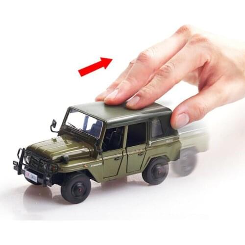 1:32 Classic Simulation Military Vehicle Off-Road Vehicle Model Ornaments Alloy Car Music Sound And Light Childrens Toys